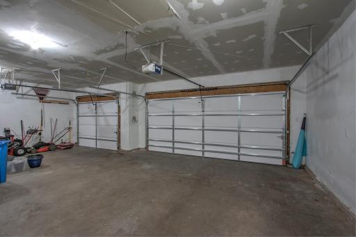 7231 407th Street, North Branch, MN 55056