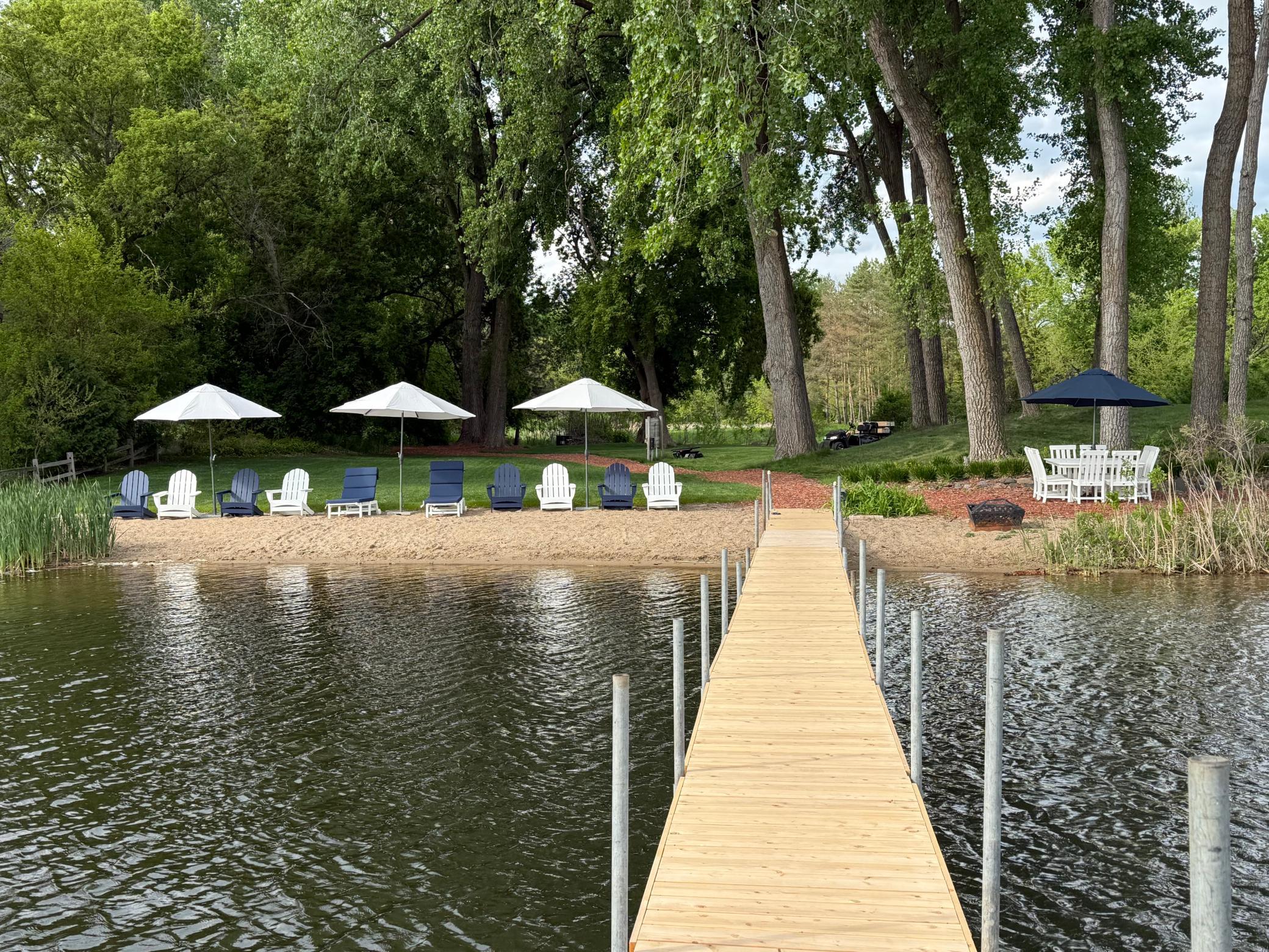 Minnewashta Beach