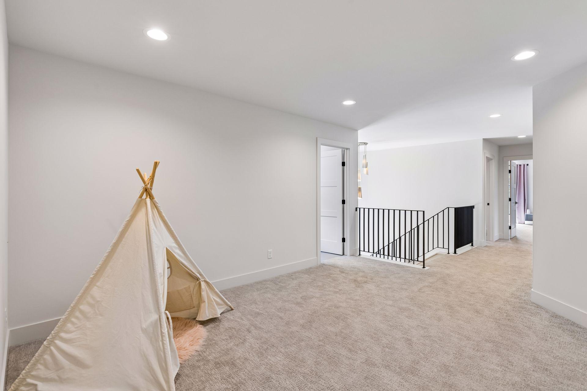 Loft-Upper