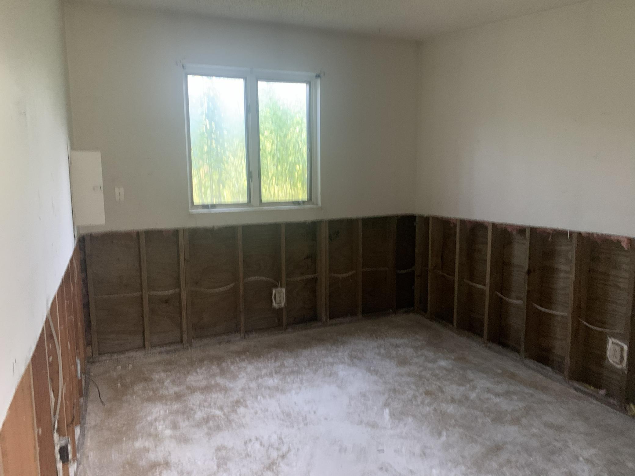 305 - Bedroom 1