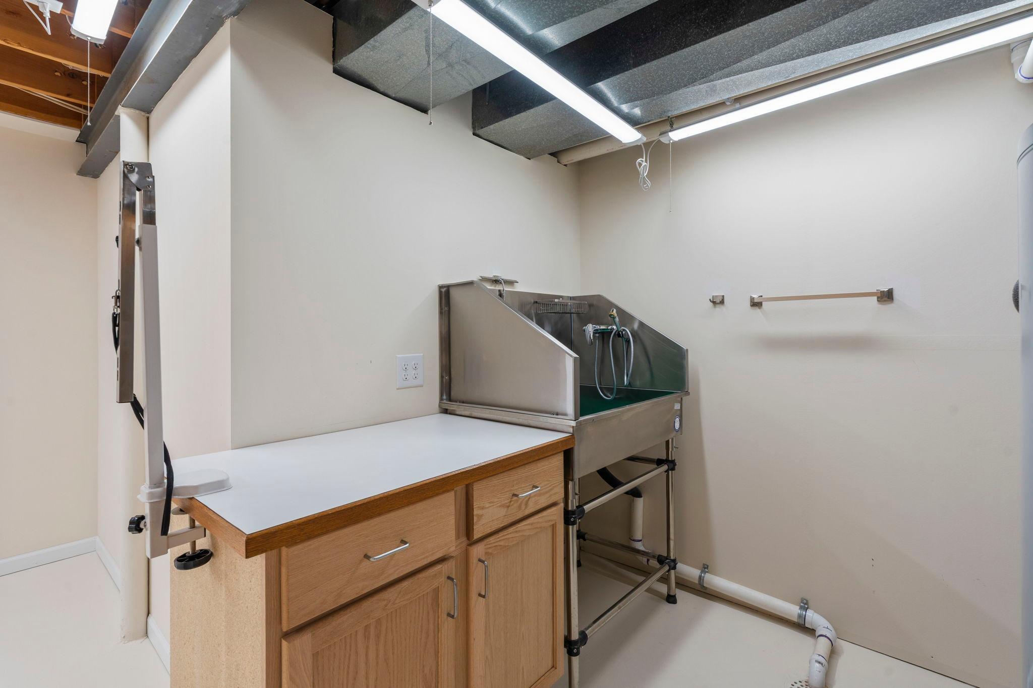64-web-or-mls-1347 Mackubin St-407.jpg