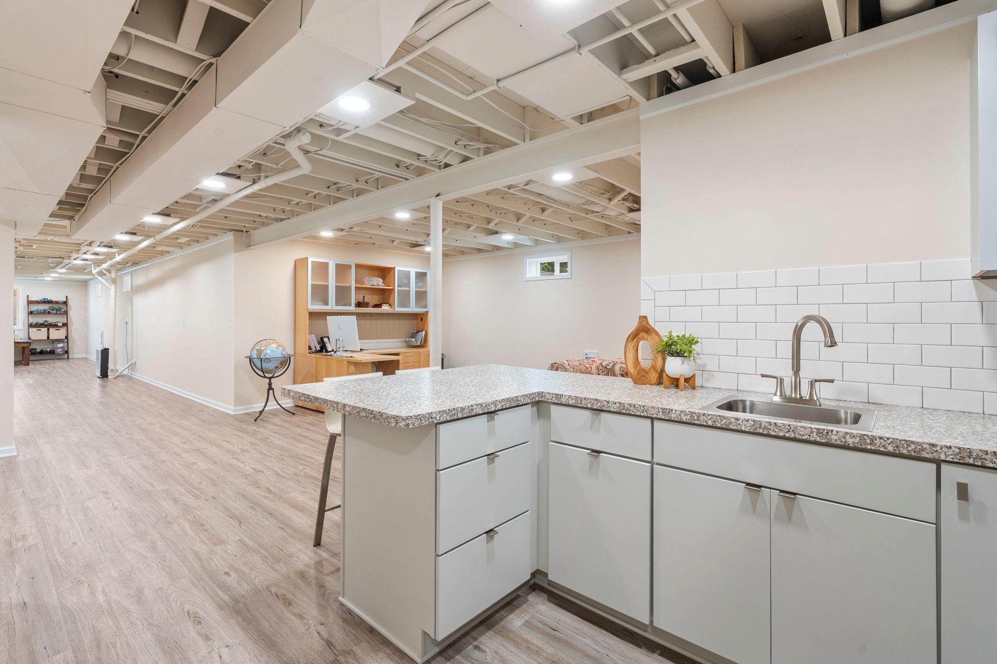 54-web-or-mls-1347 Mackubin St-357.jpg