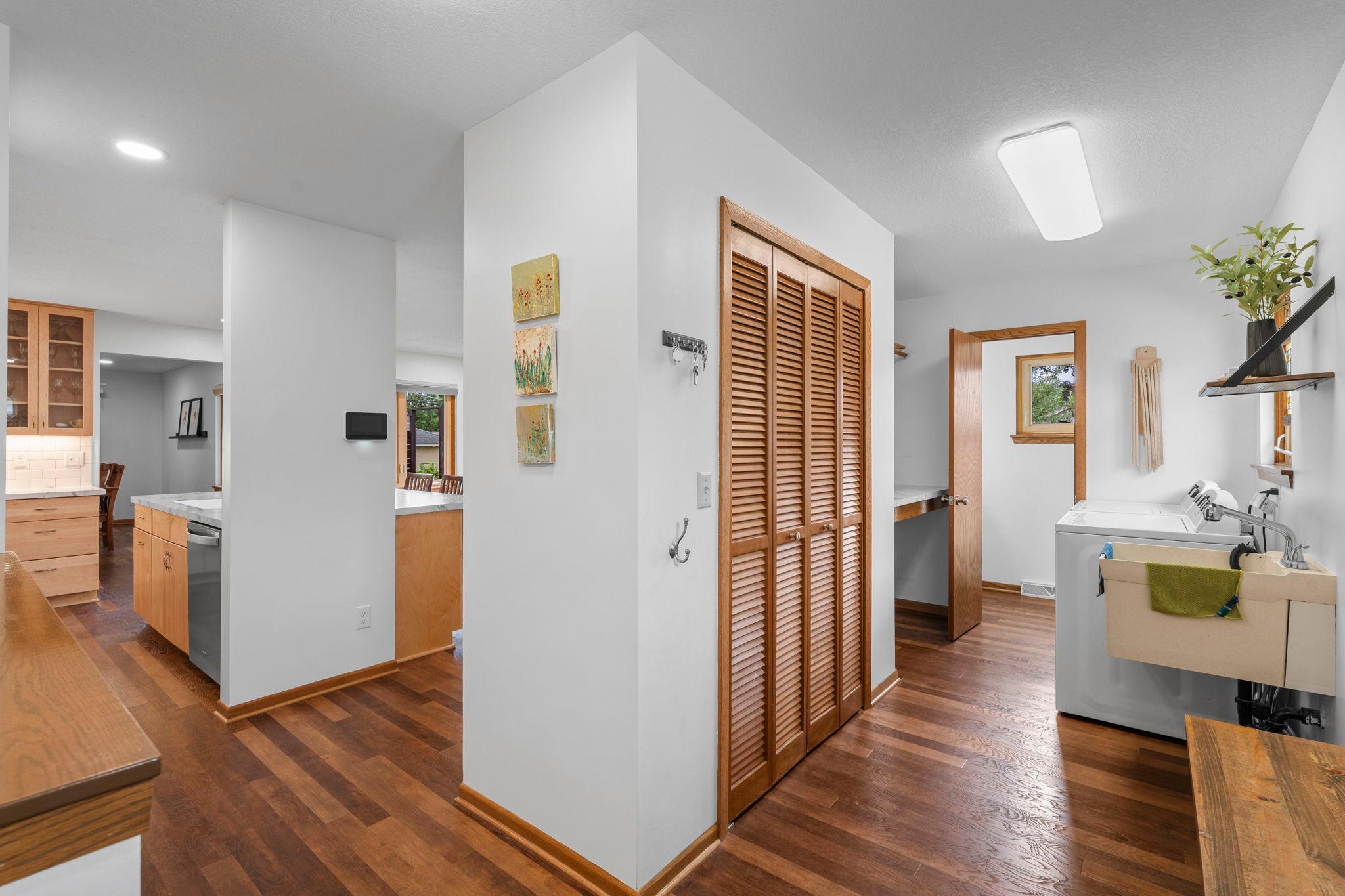 45-web-or-mls-1347 Mackubin St-312.jpg