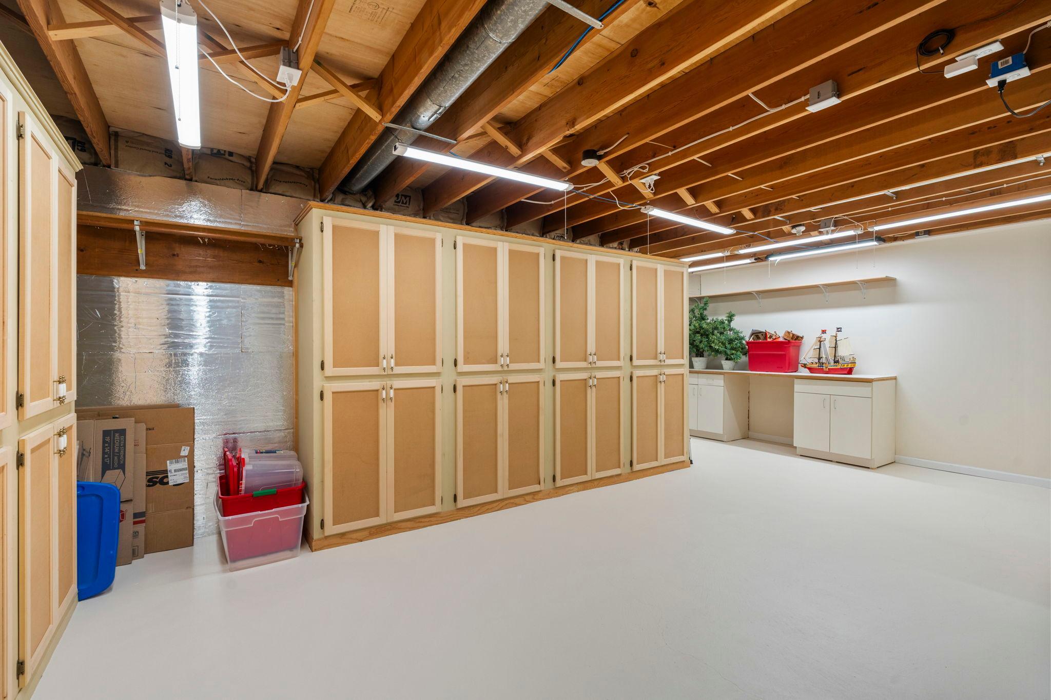 62-web-or-mls-1347 Mackubin St-397.jpg