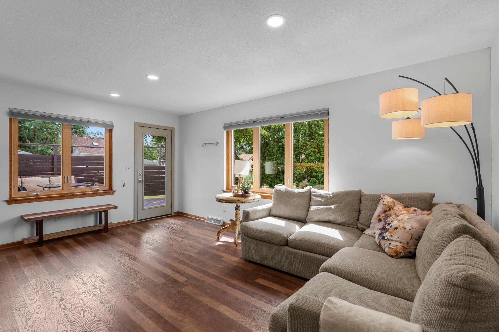 37-web-or-mls-1347 Mackubin St-272.jpg
