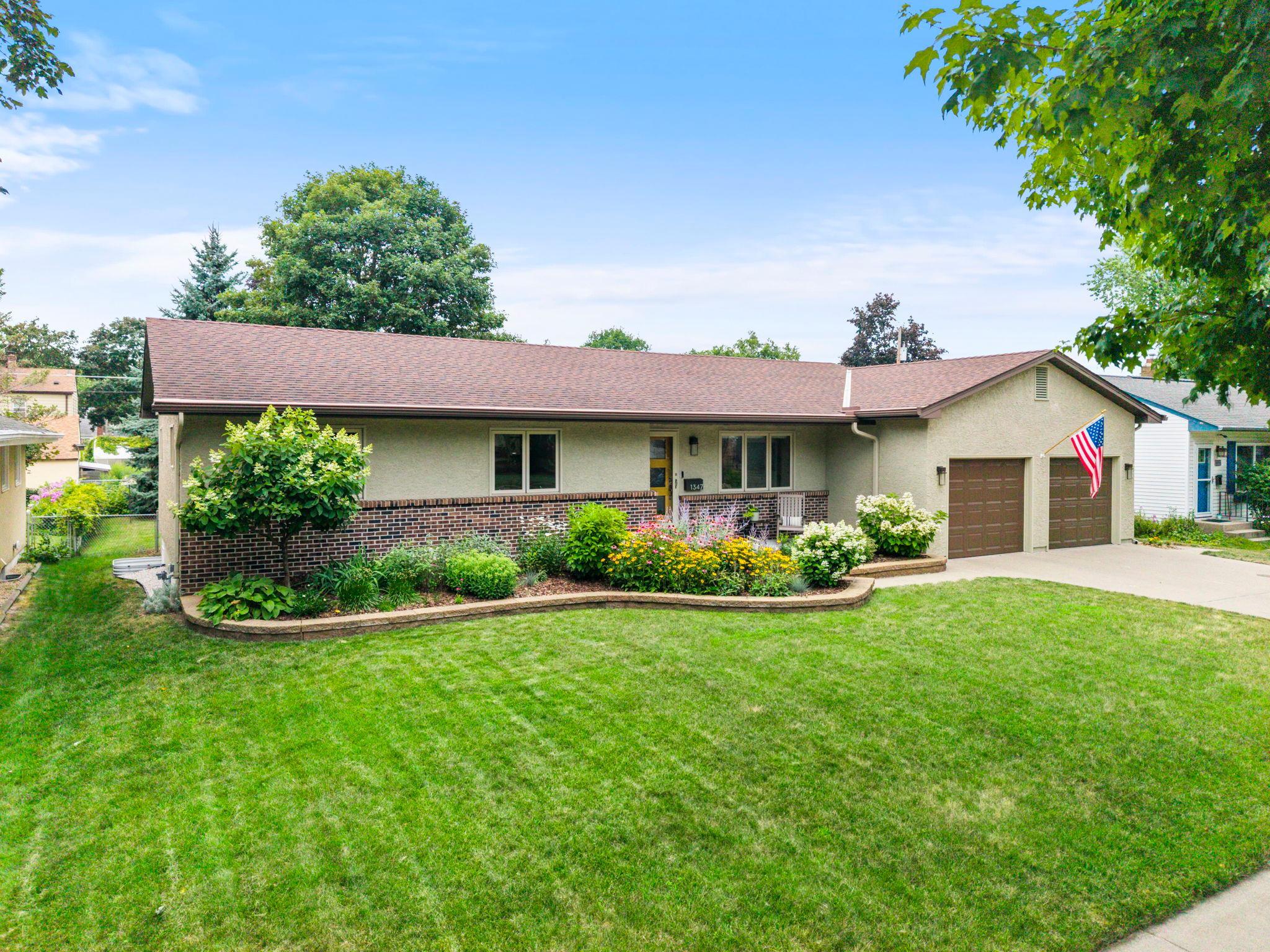 7-web-or-mls-1347 Mackubin St-12.jpg