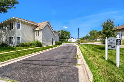 1729 6th Street NE, 9, Minneapolis, MN 55413