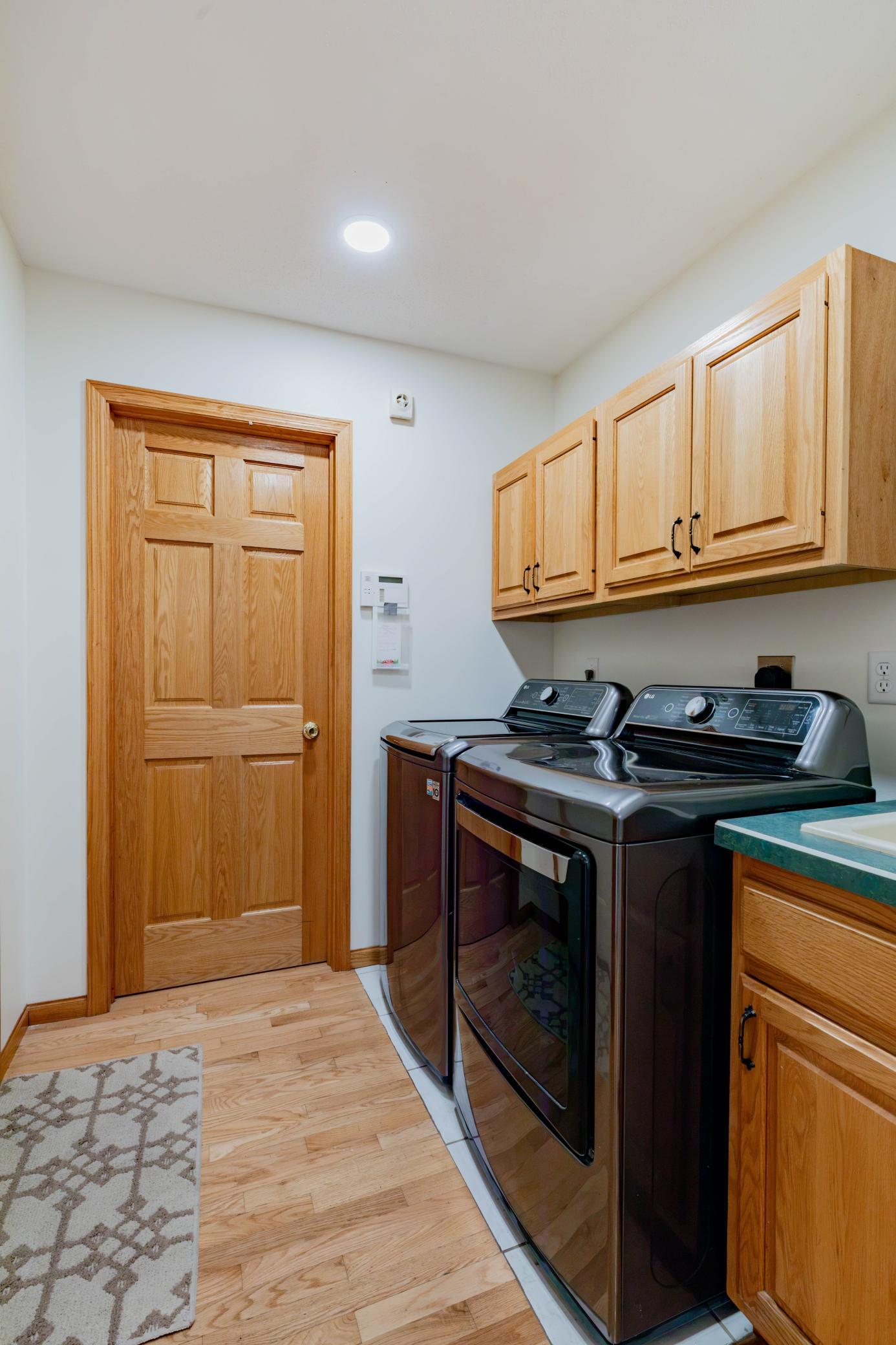 mud room/main floor laundry