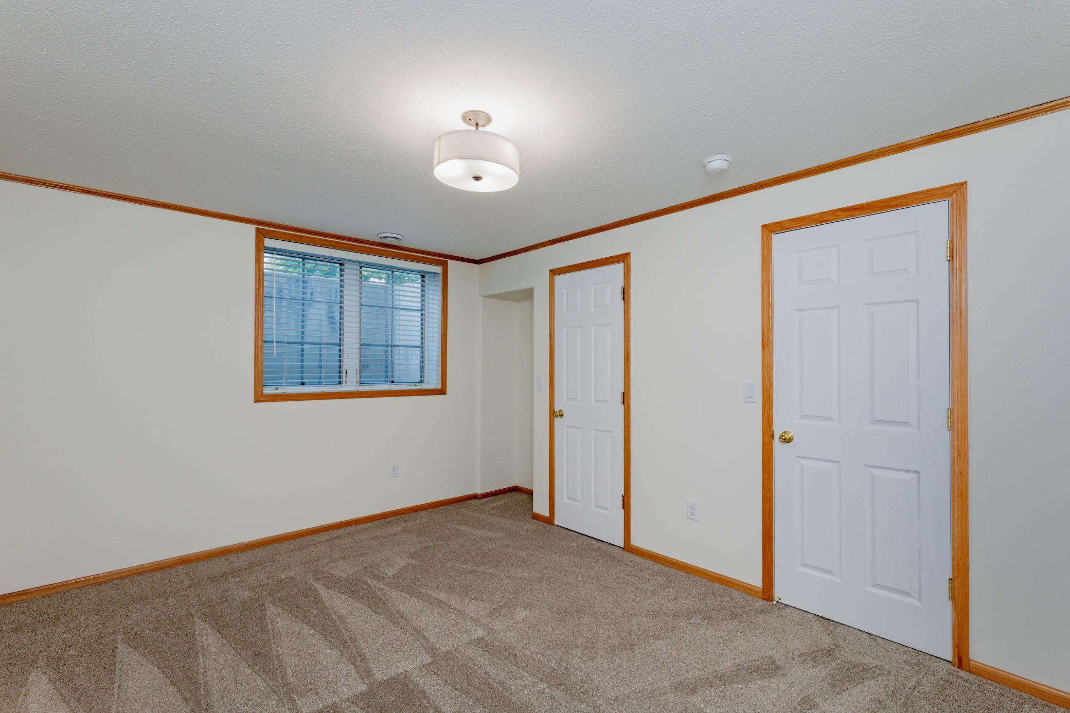 4th bedroom basement