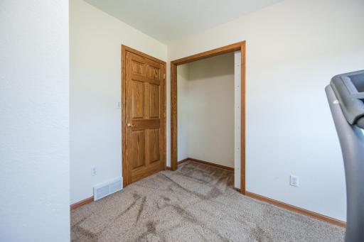 UL Bedroom 2