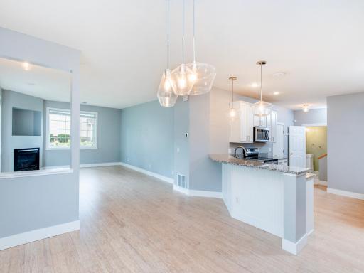 11011 Oak Grove Circle, B, Woodbury, MN 55129