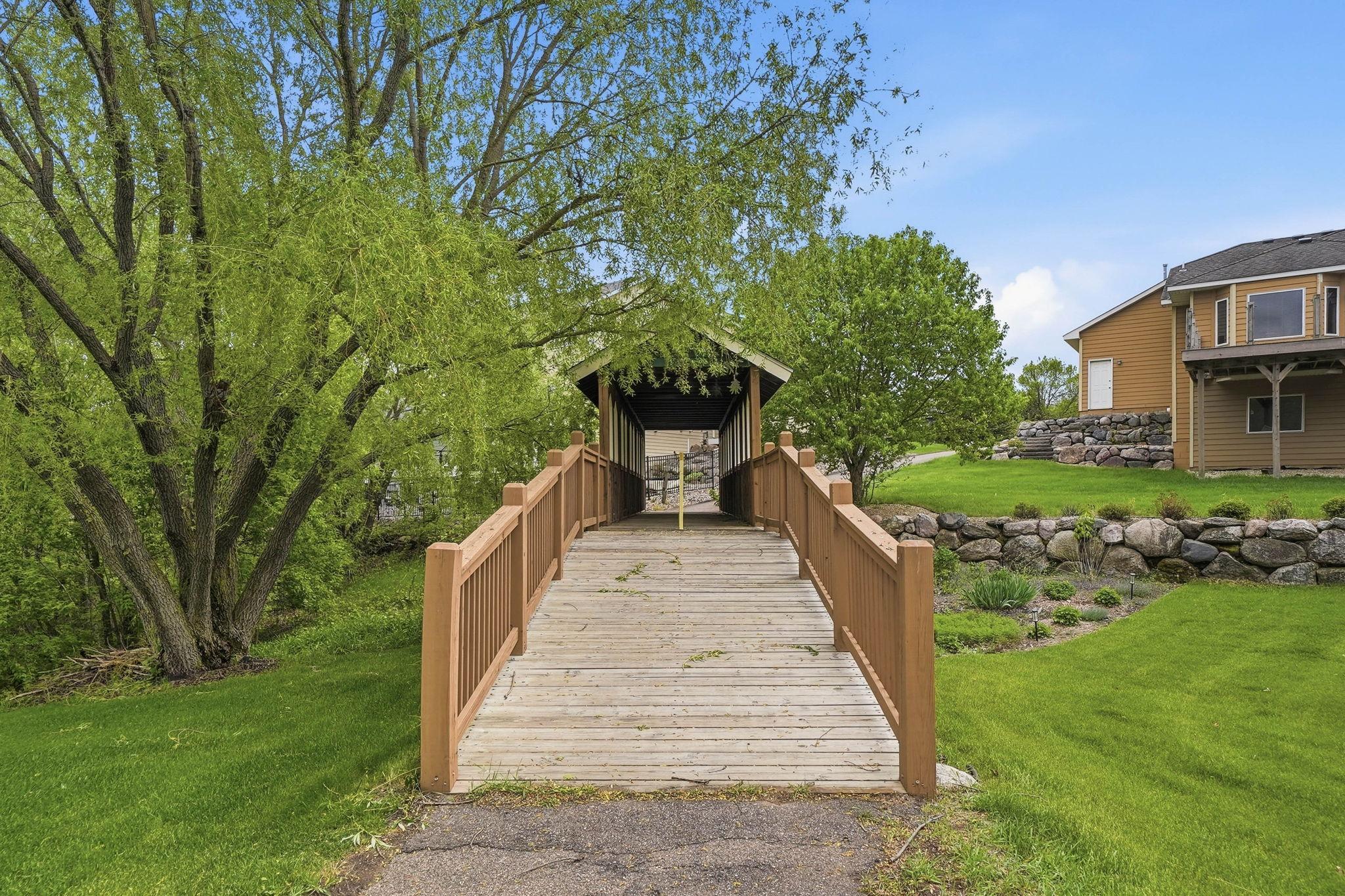 Bridges throughout the neighborhood