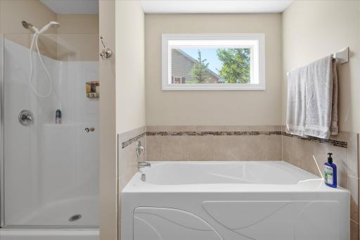 10159 180th Lane NW, Elk River, MN 55330