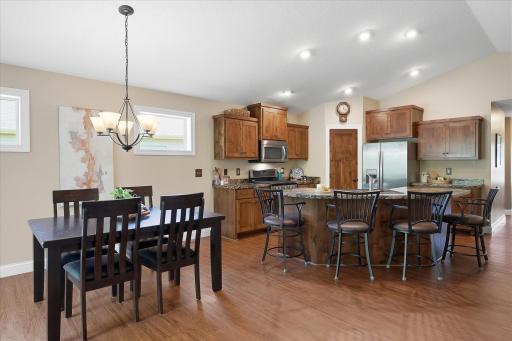 10159 180th Lane NW, Elk River, MN 55330