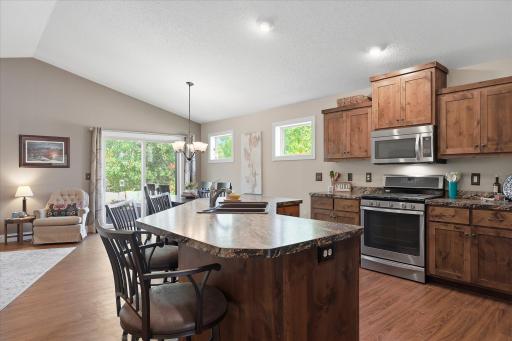 10159 180th Lane NW, Elk River, MN 55330