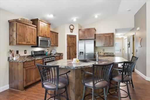 10159 180th Lane NW, Elk River, MN 55330