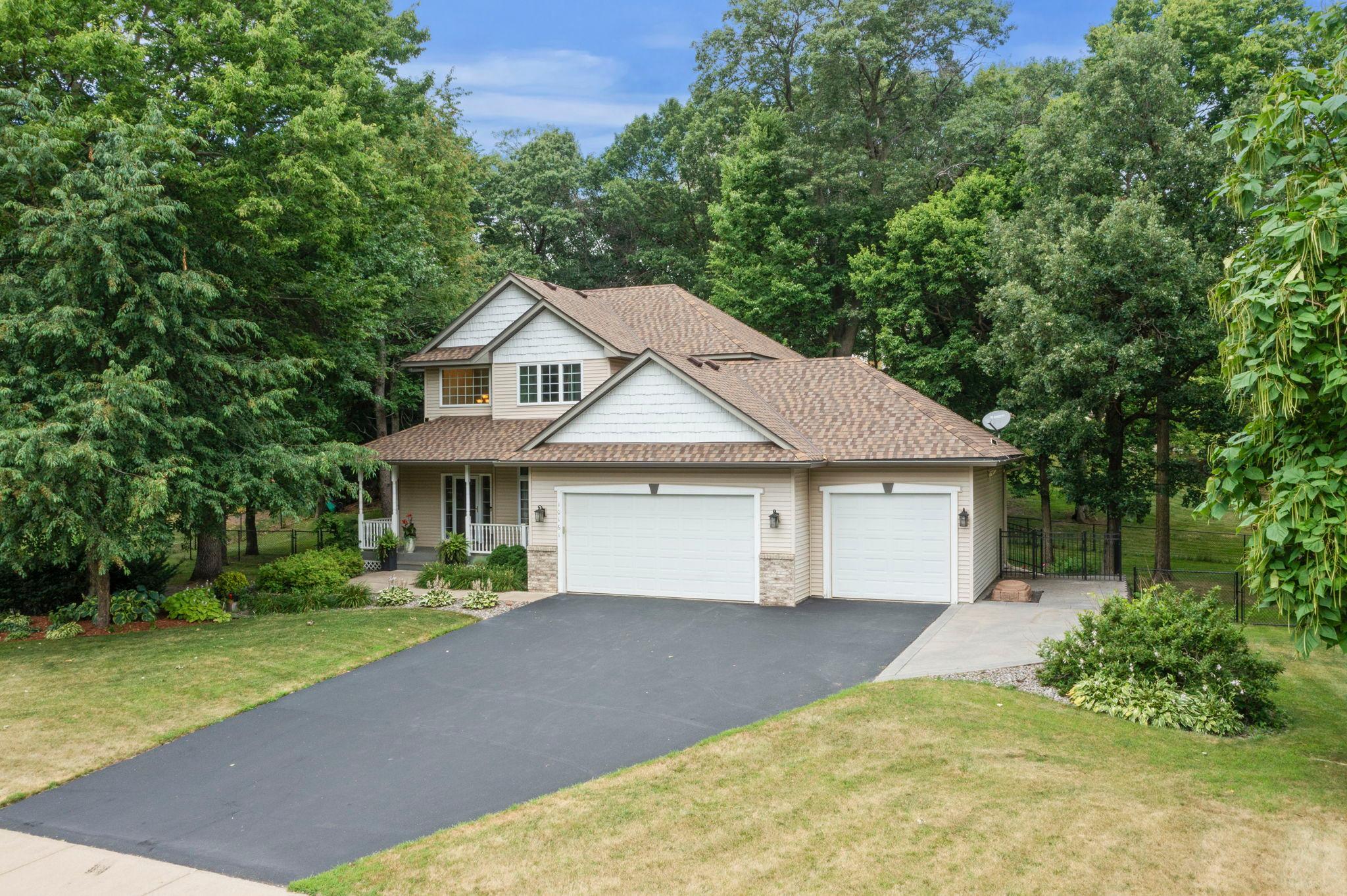 Welcome to 10161 176th Ave NW!