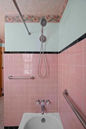 More fabulous vintage tile