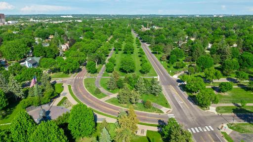 Stunning shot of Victory Memorial Drive