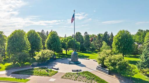 The flag pole monument on Victory Memorial Drive