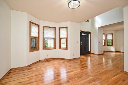 1555 48th Avenue, Winona, MN 55987