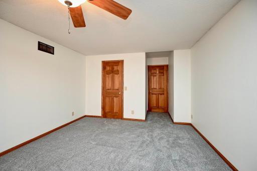 1555 48th Avenue, Winona, MN 55987