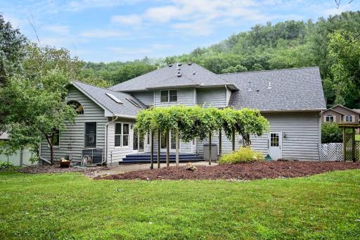 1555 48th Avenue, Winona, MN 55987
