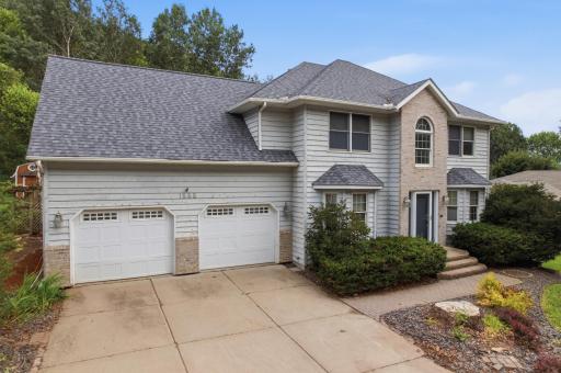 1555 48th Avenue, Winona, MN 55987