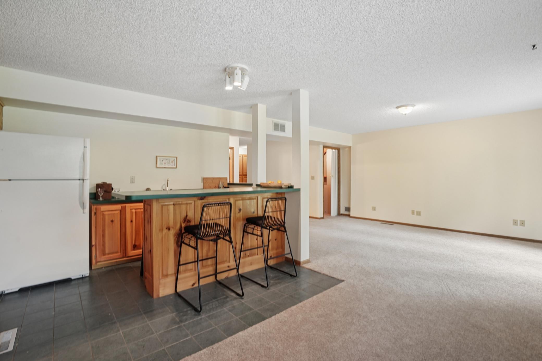 Built in wet bar