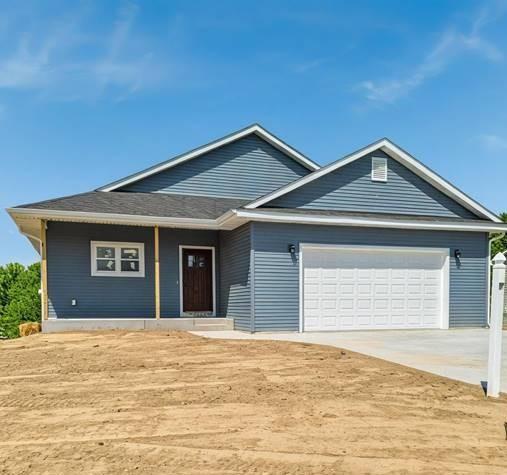 206 Blackhawk Dr