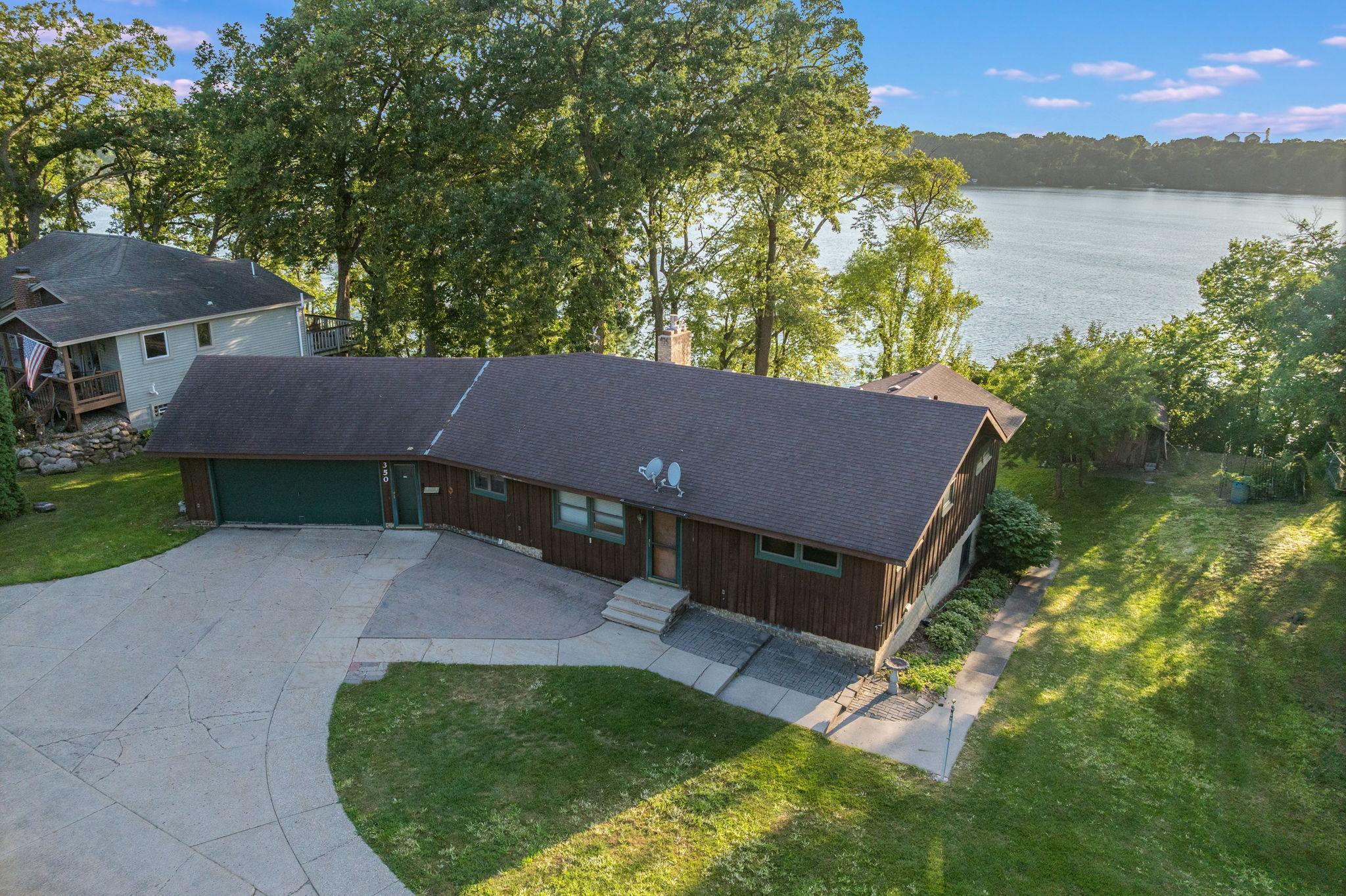 350 Amber Lake Rd Fairmont MN-01.jpg