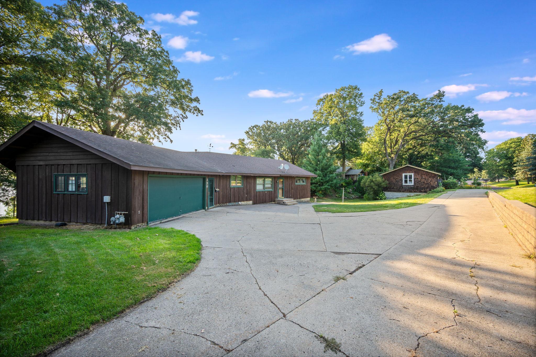350 Amber Lake Rd Fairmont MN-11.jpg