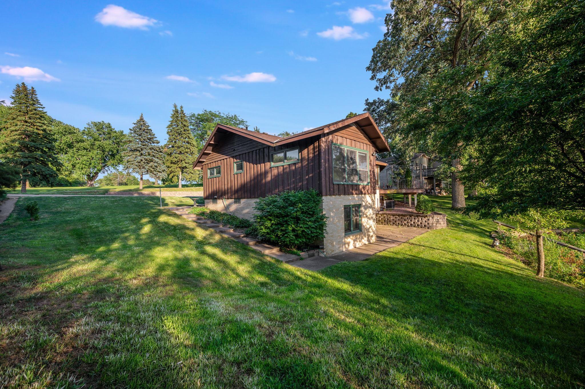 350 Amber Lake Rd Fairmont MN-20.jpg