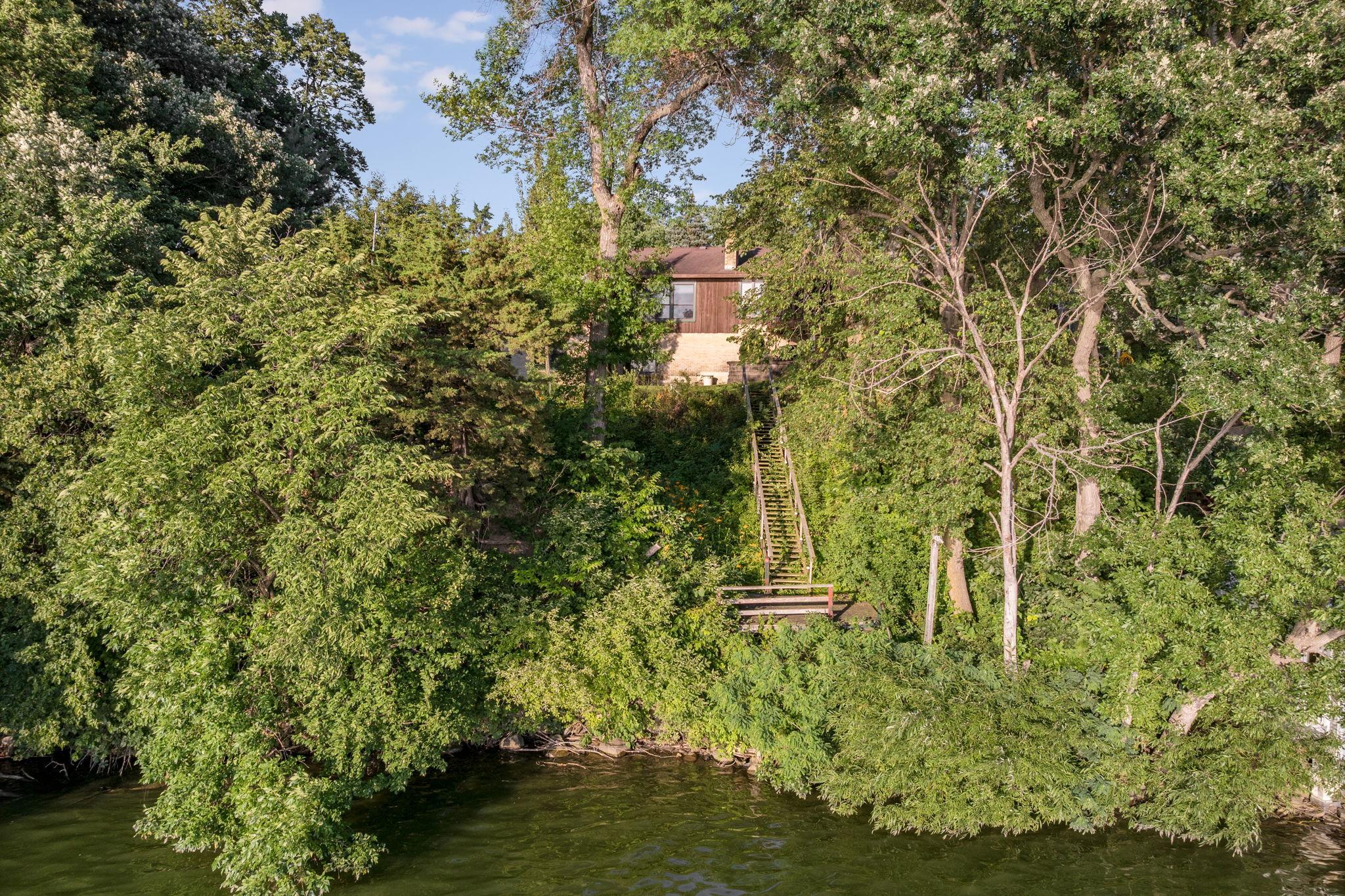 350 Amber Lake Rd Fairmont MN-05.jpg