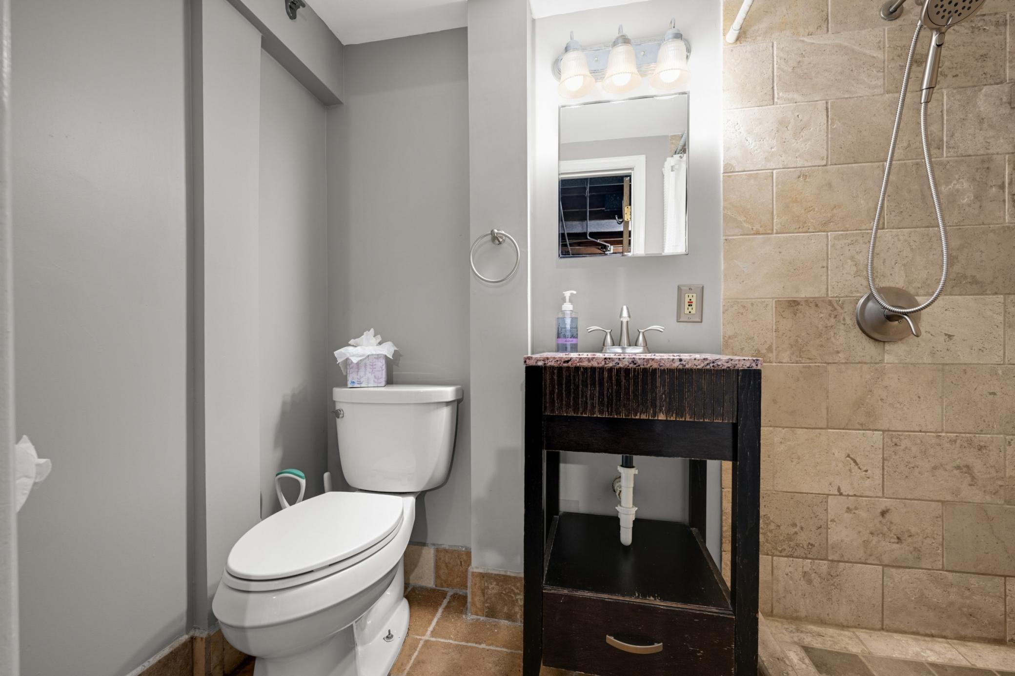 LL Bathroom-1.jpg