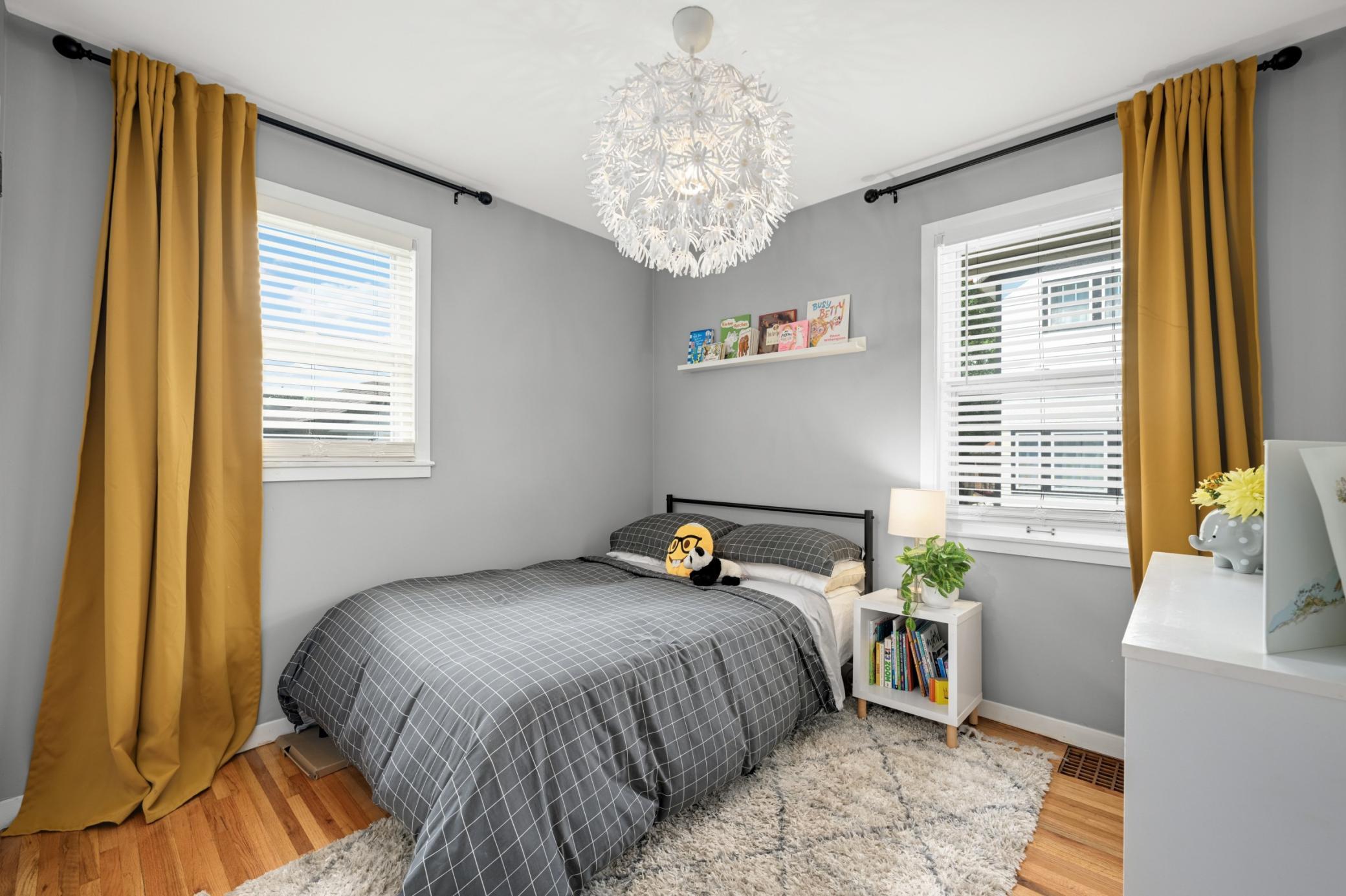 second bedroom-1.jpg