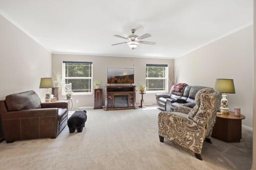 9-web-or-mls-26670-foxes-landing-rd.jpg