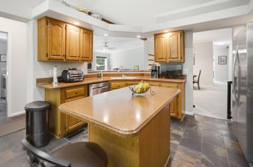 14-web-or-mls-26670-foxes-landing-rd.jpg