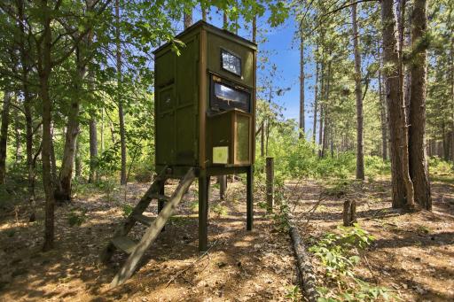 72-web-or-mls-26670-foxes-landing-rd.jpg