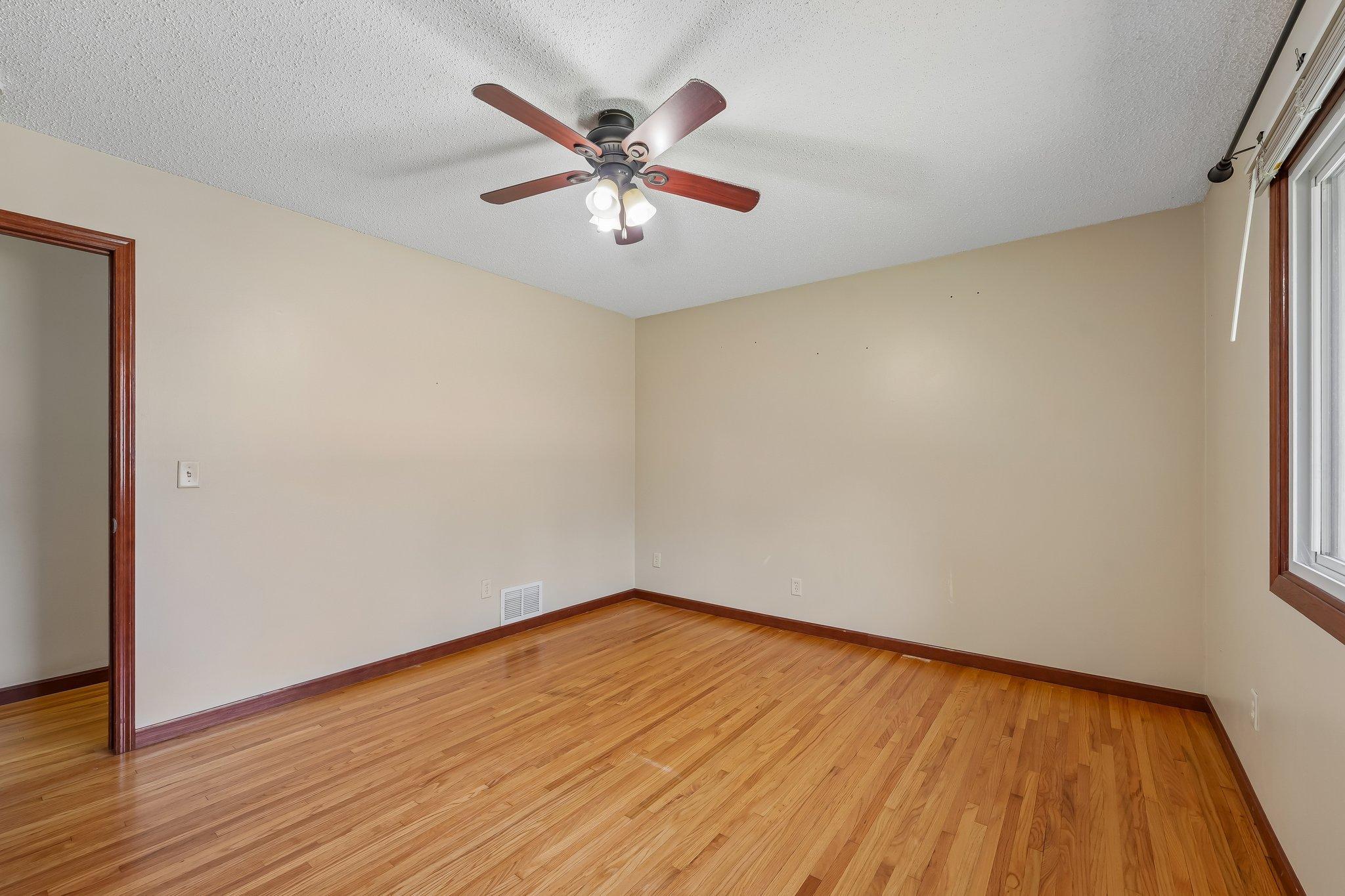 29-web-or-mls-jackson-S2407-029.jpg