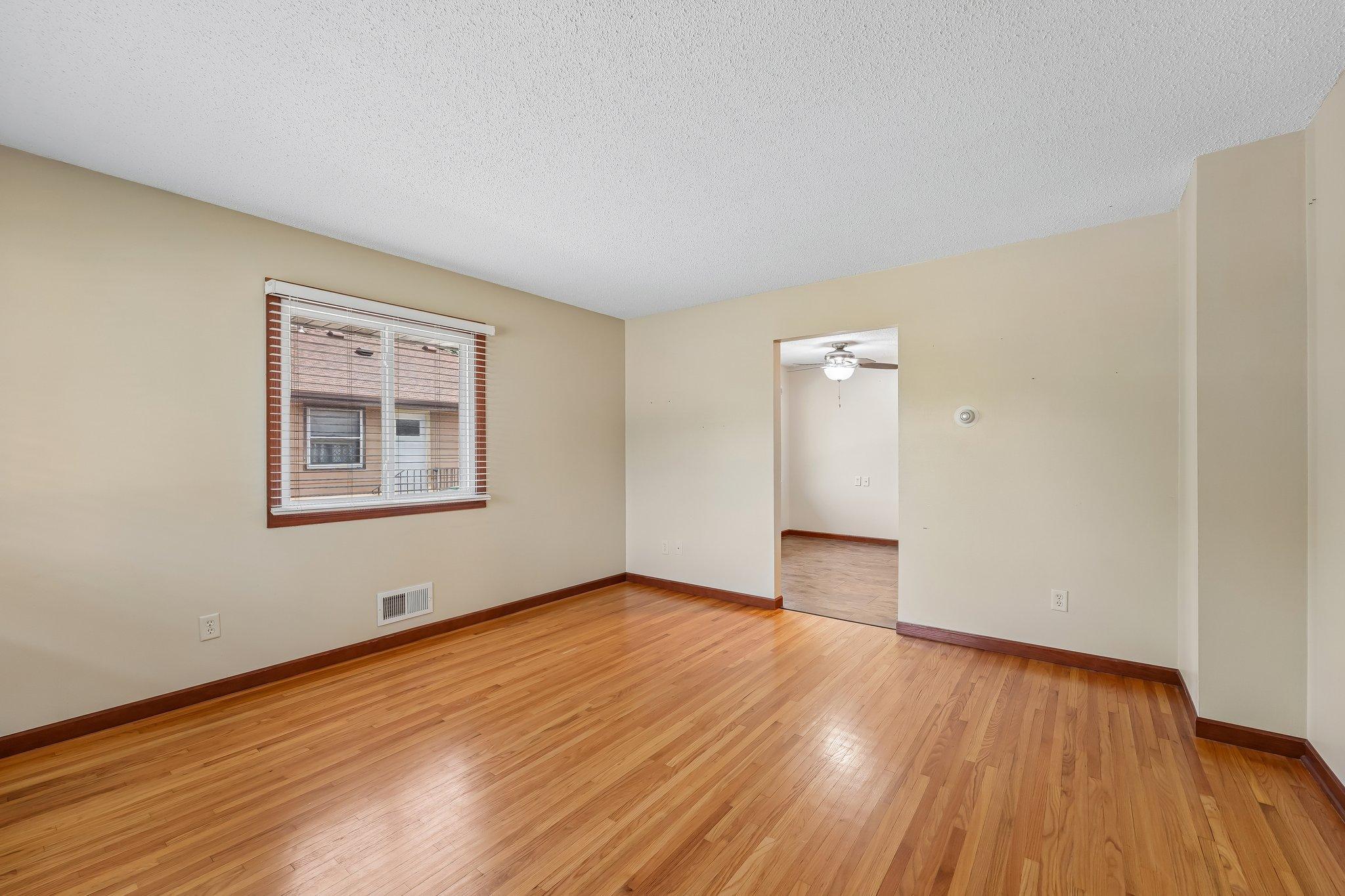 24-web-or-mls-jackson-S2407-024.jpg