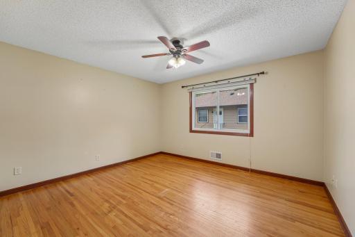27-web-or-mls-jackson-S2407-027.jpg