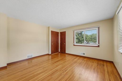 26-web-or-mls-jackson-S2407-026.jpg