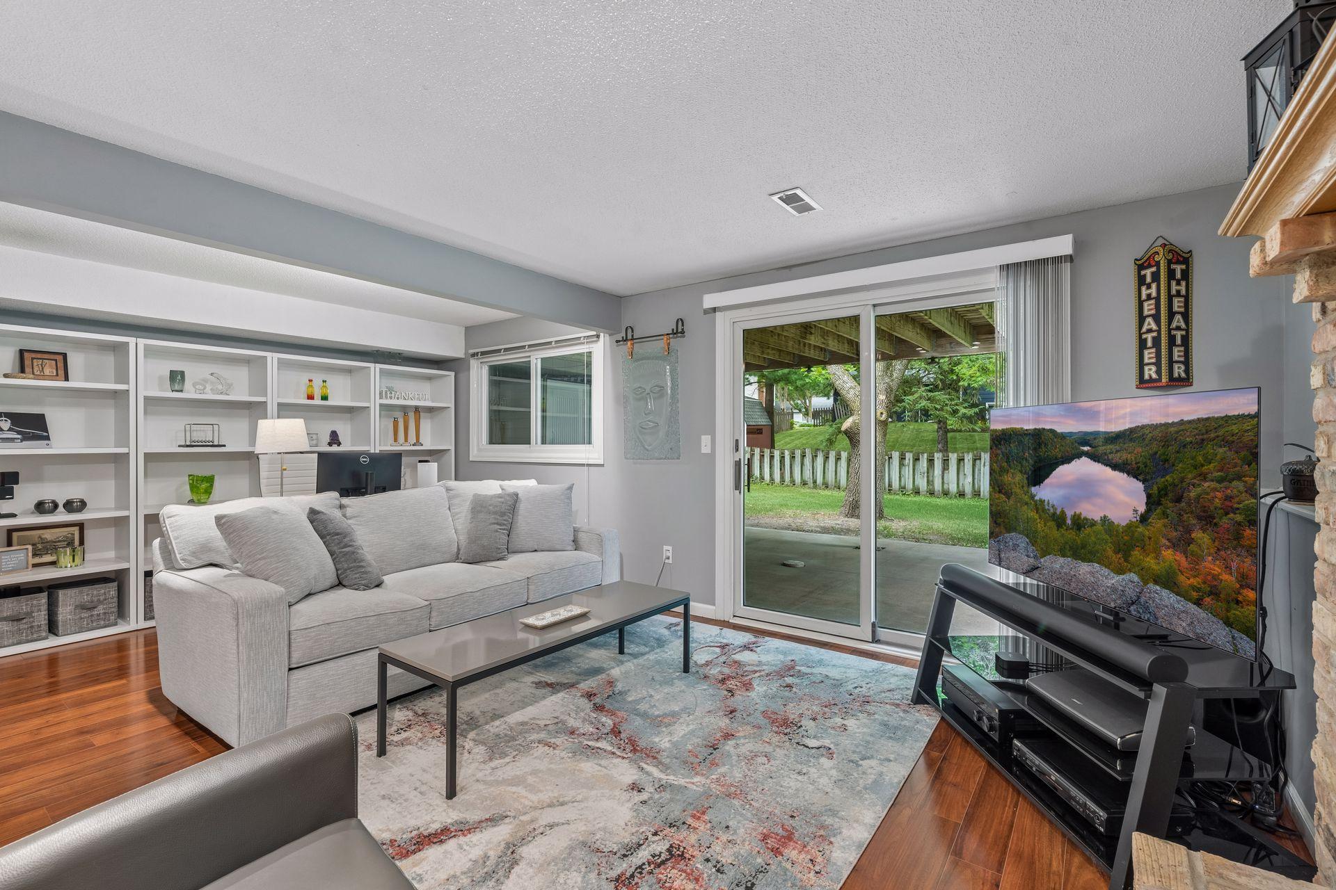 Den area connected to Family Room
