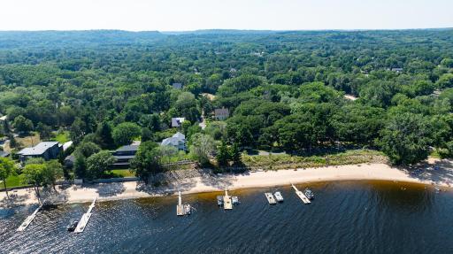 Aerial view showing the proximity to the St. Croix River.