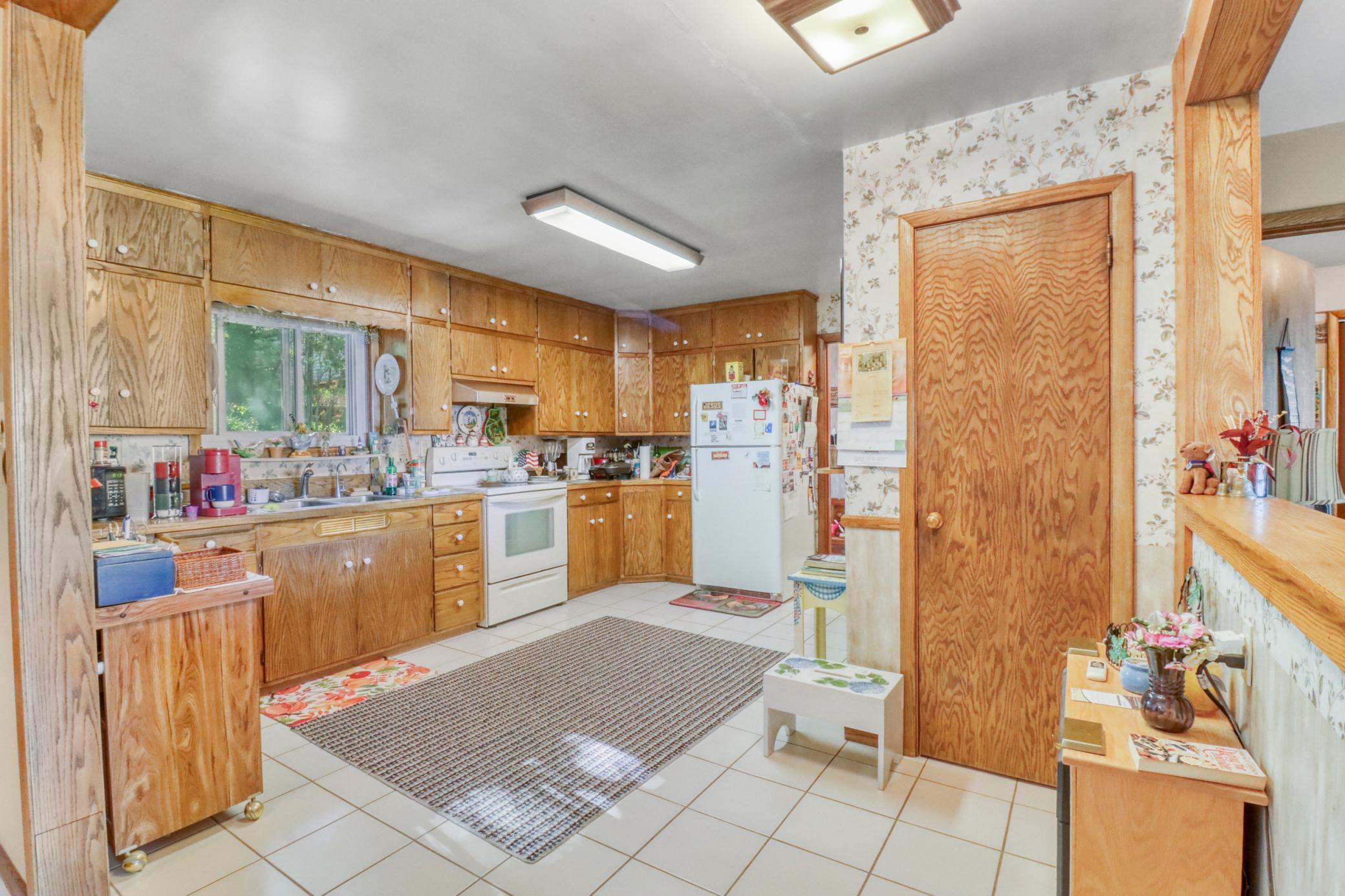 Kitchen1_5-3264.jpeg