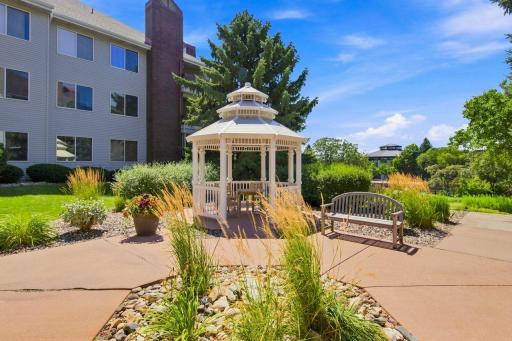 7440 Edinborough Way, 4116, Edina, MN 55435