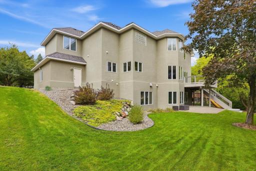 Exceptional backyard for a future pool/sport court