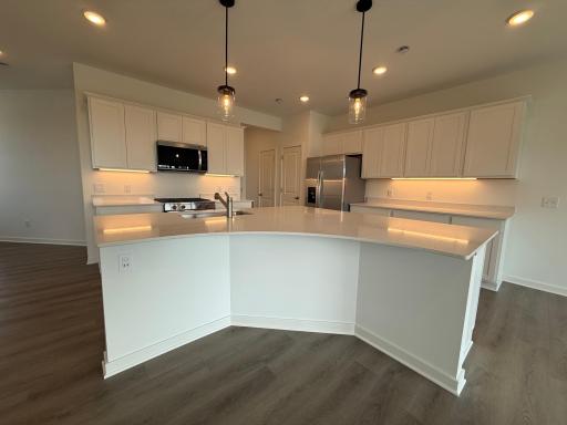 14943 Avondale View, Rosemount, MN 55068