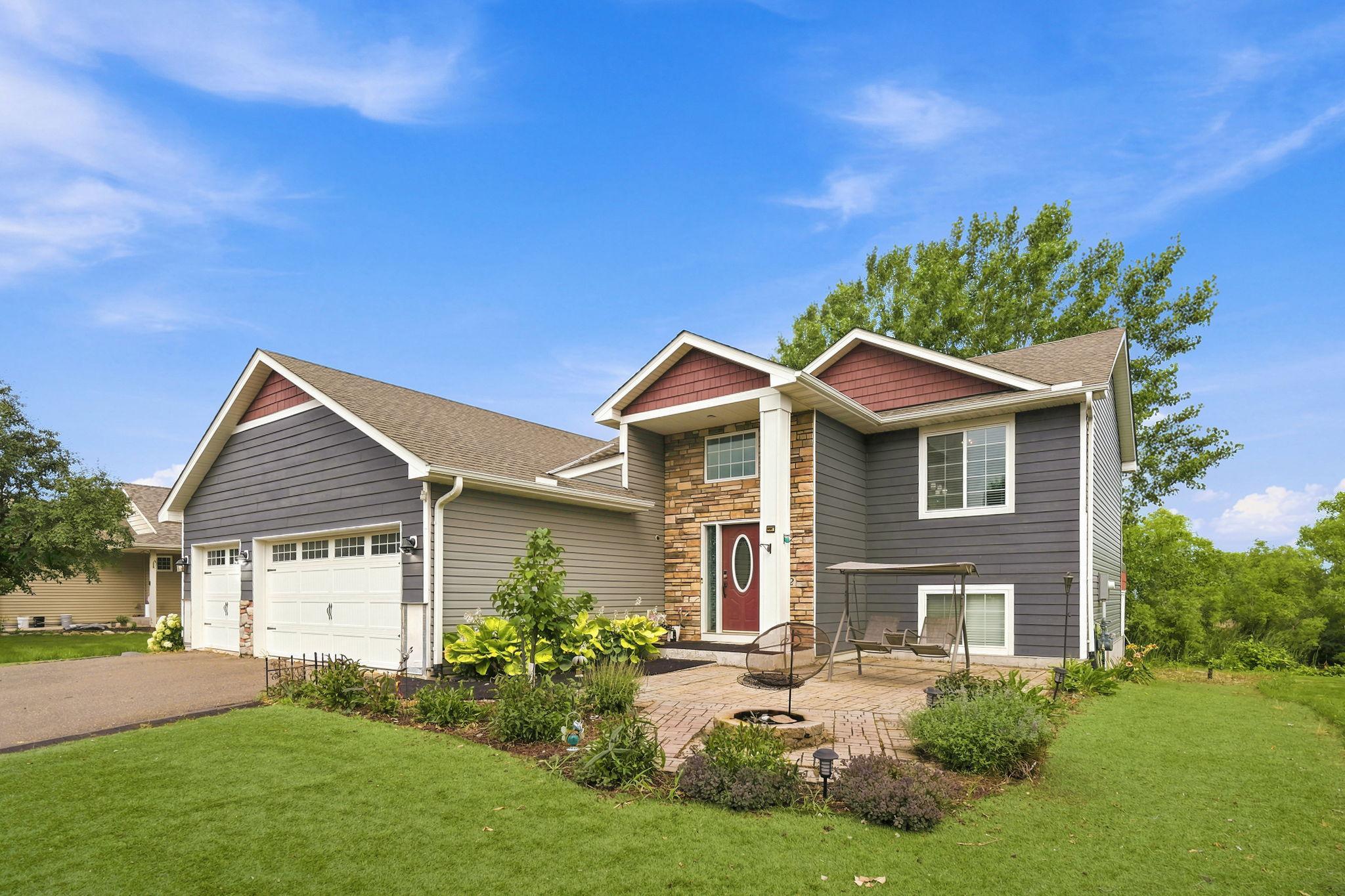 Welcome Home to 412 66th St SW - Waverly